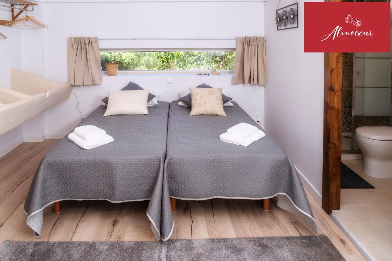 Guest House Almeixar 알만실 외부 사진