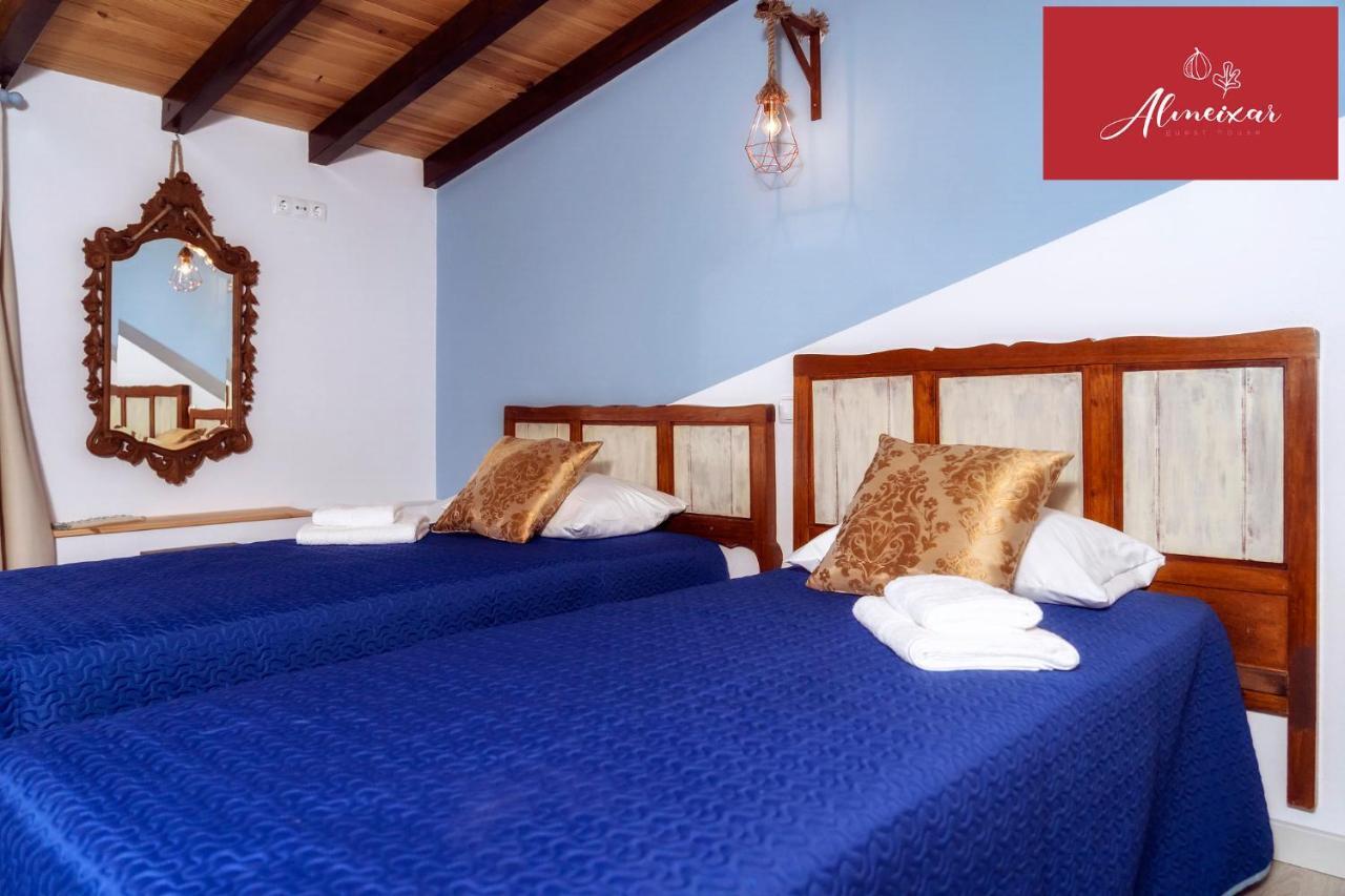 Guest House Almeixar 알만실 외부 사진