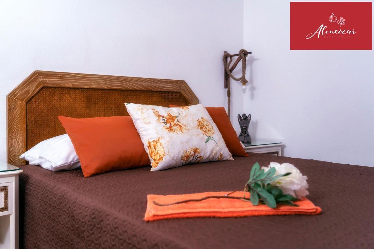 Guest House Almeixar 알만실 외부 사진