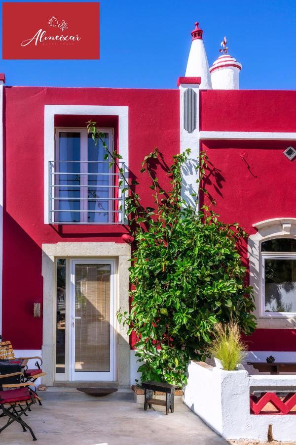 Guest House Almeixar 알만실 외부 사진