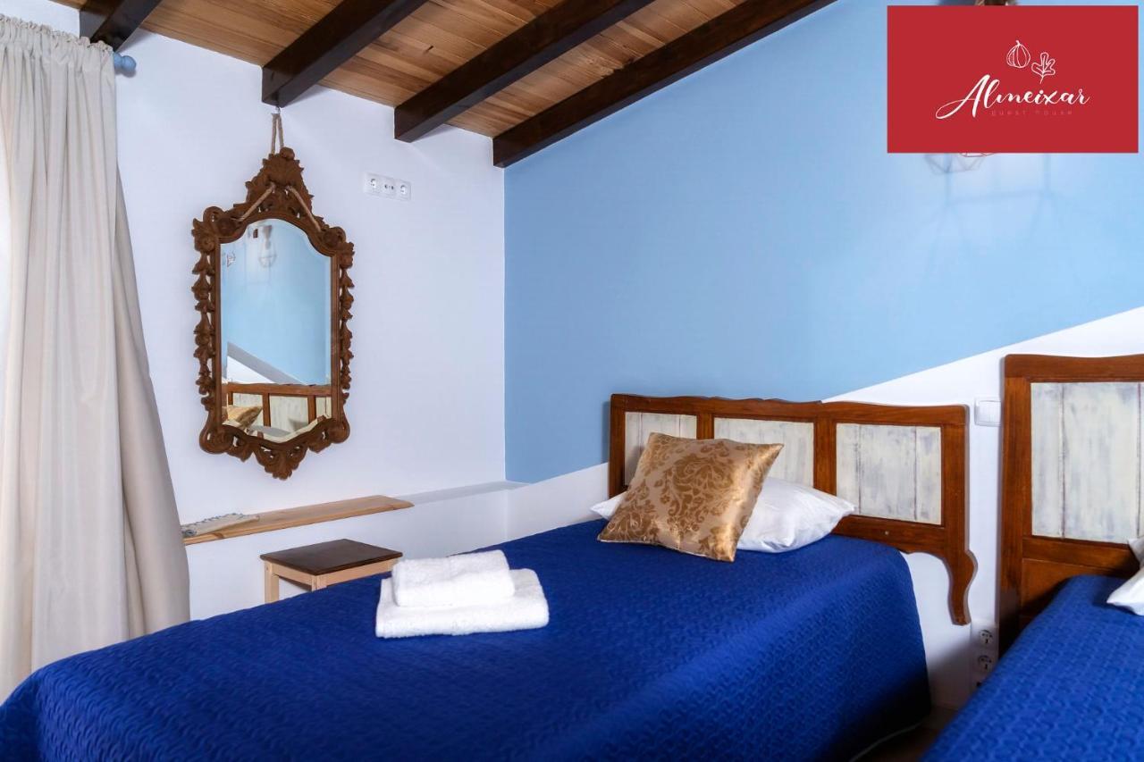 Guest House Almeixar 알만실 외부 사진